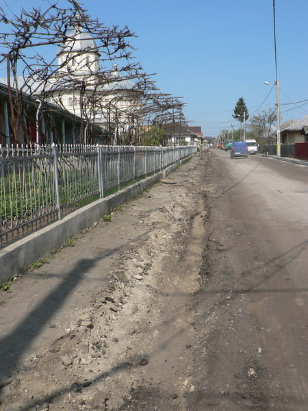 2 M Sadoveanu inlocuit borduri  6.jpg